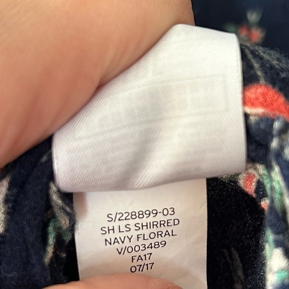 [XS] Gap Navy Blue & Pink Floral Printed 3/4 Sleeve Blouse Women’s Casual - Picture 7 of 7